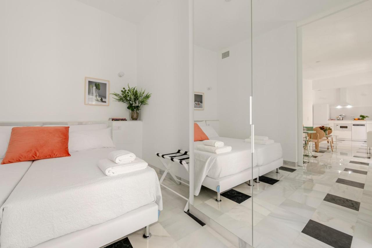 Aurora Terrace Apartments Siviglia Esterno foto