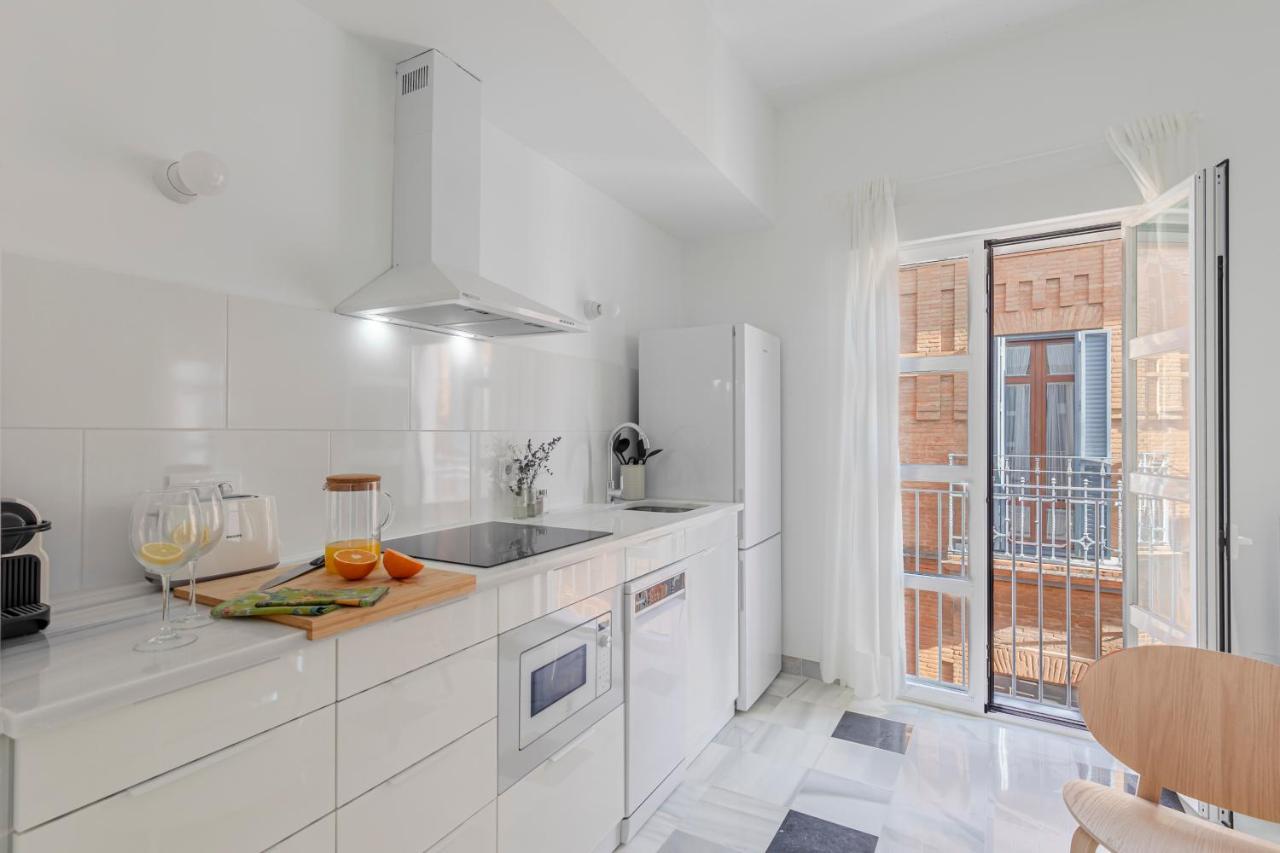 Aurora Terrace Apartments Siviglia Esterno foto