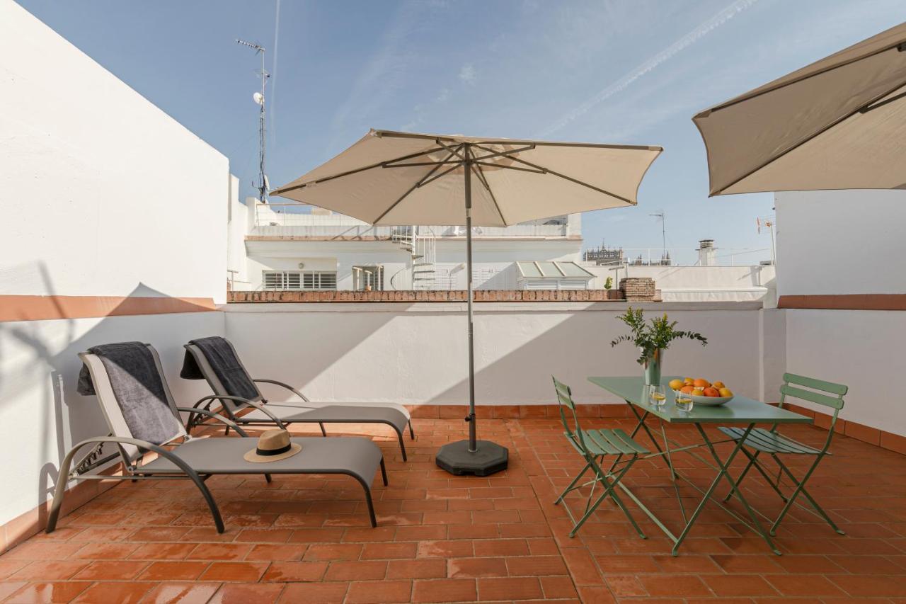 Aurora Terrace Apartments Siviglia Esterno foto
