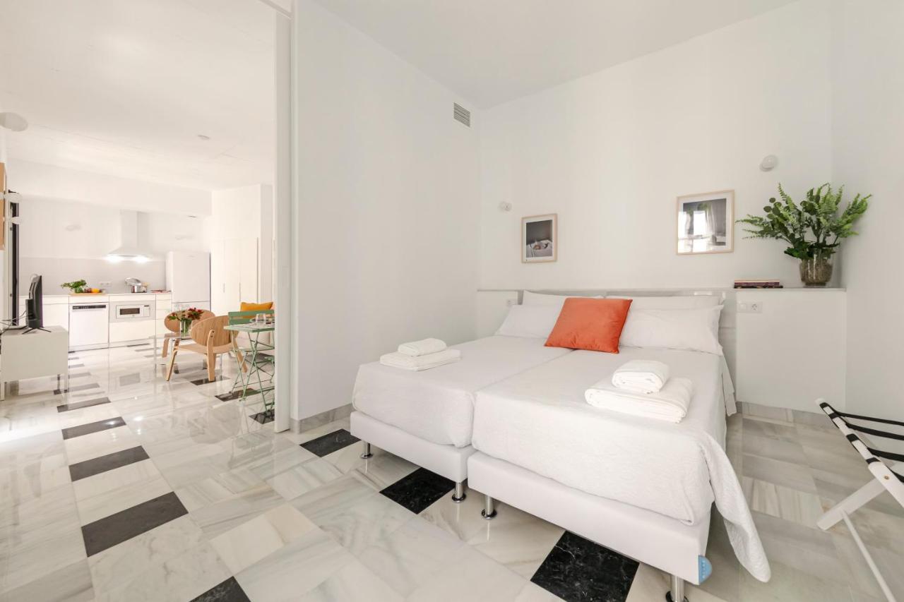 Aurora Terrace Apartments Siviglia Esterno foto